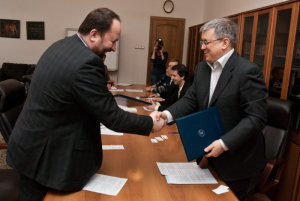 Подписание соглашения о долгосрочном сотрудничестве НИУ ВШЭ и ОАО �РАО Энергетические системы Востока�